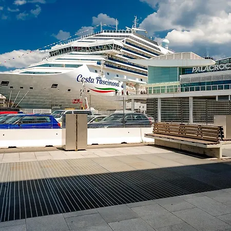 Apartmán The Heart Of A - Cruise 2 Min - Ac - Wifi *